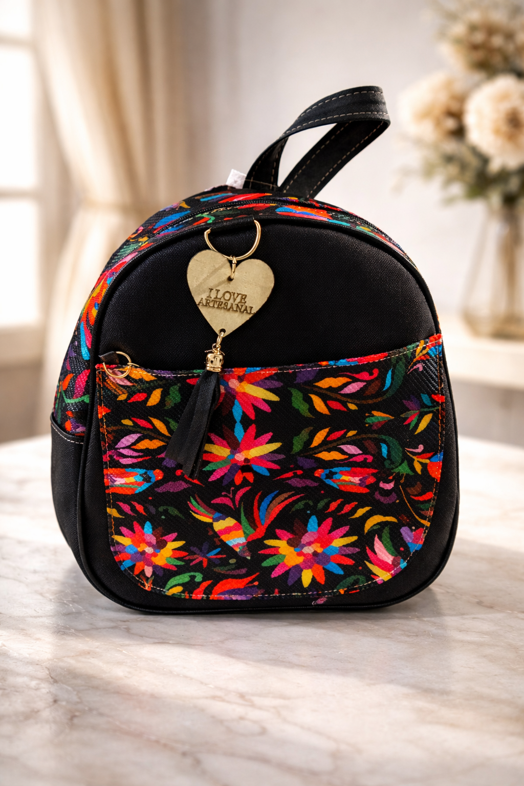 Mochila Artesanal Bordado Otomí Negro