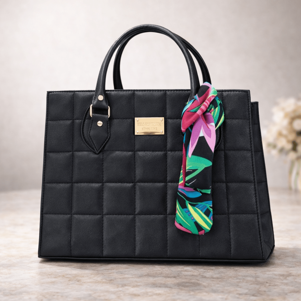 Bolso Acolchado Negro - SERALLA COLLECTION