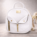 Mochila Mini Blanca Saffiano con Cierres Dorados - SERALLA COLLECTION